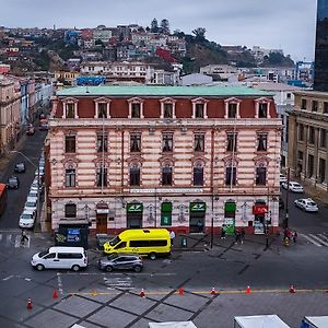 Hotel Reina Victoria Valparaiso